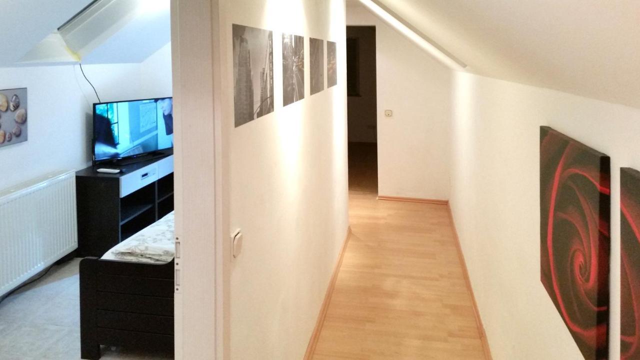 Haus Am Rhein Koln Villa Buitenkant foto