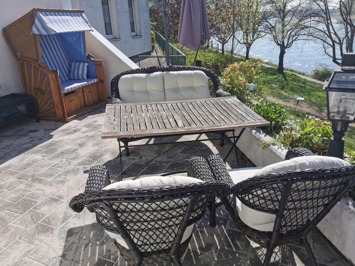 Haus Am Rhein Koln Villa Buitenkant foto